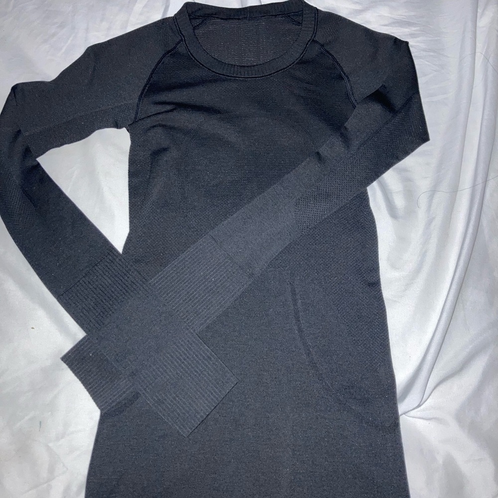 Lululemon Swiftly Tech LS